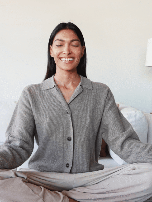 Signs You Aren’t Getting Enough Sleep 😴